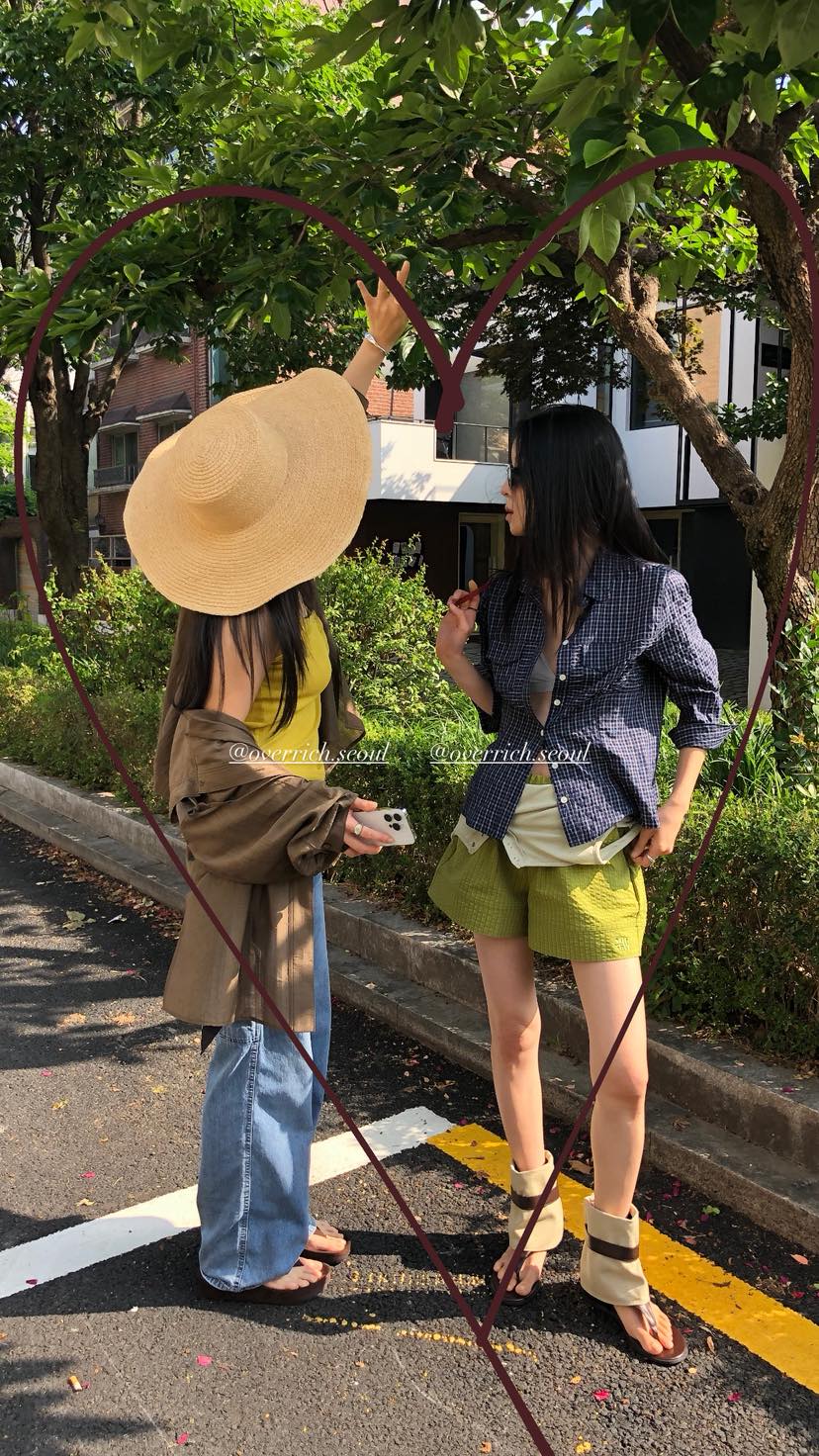 OVER RICH韓國東大門直郵女士新品時尚人氣熱賣襯衫蕾絲衫LOVER RICH襯衫/蕾絲衫