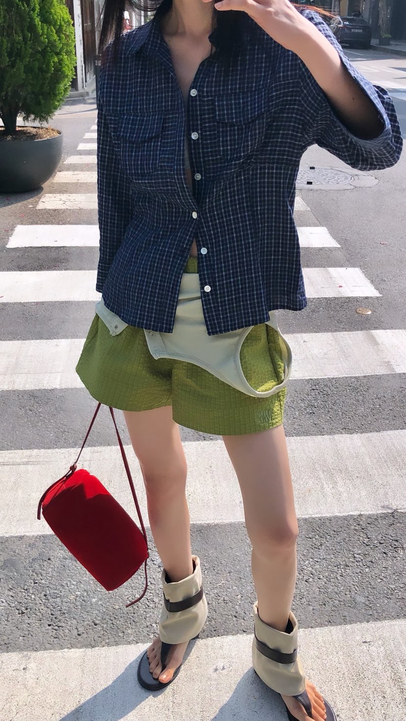 OVER RICH韓國東大門直郵女士新品時尚人氣熱賣襯衫蕾絲衫LOVER RICH襯衫/蕾絲衫