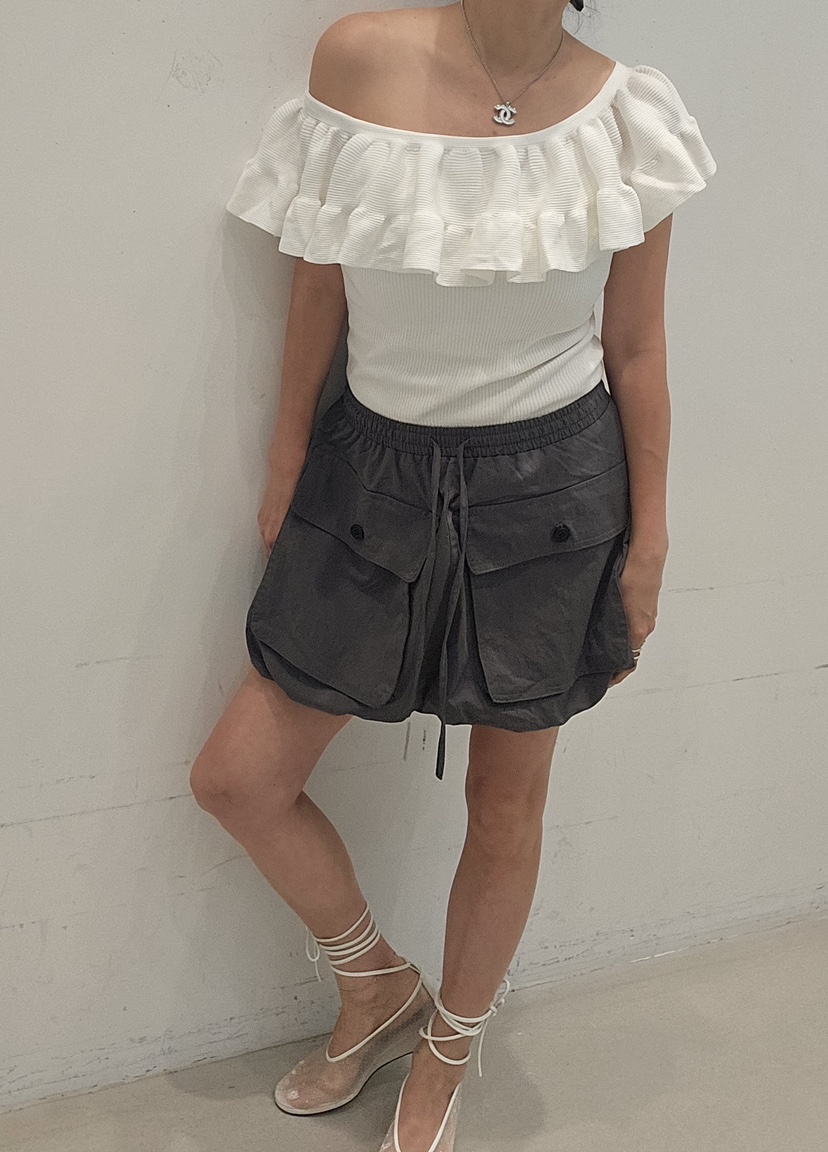 NEOUL韓國直郵女裝新款熱賣人氣26春夏職業26夏季針織衫荷葉邊NEOUL/ahin雙領標簽針織衫