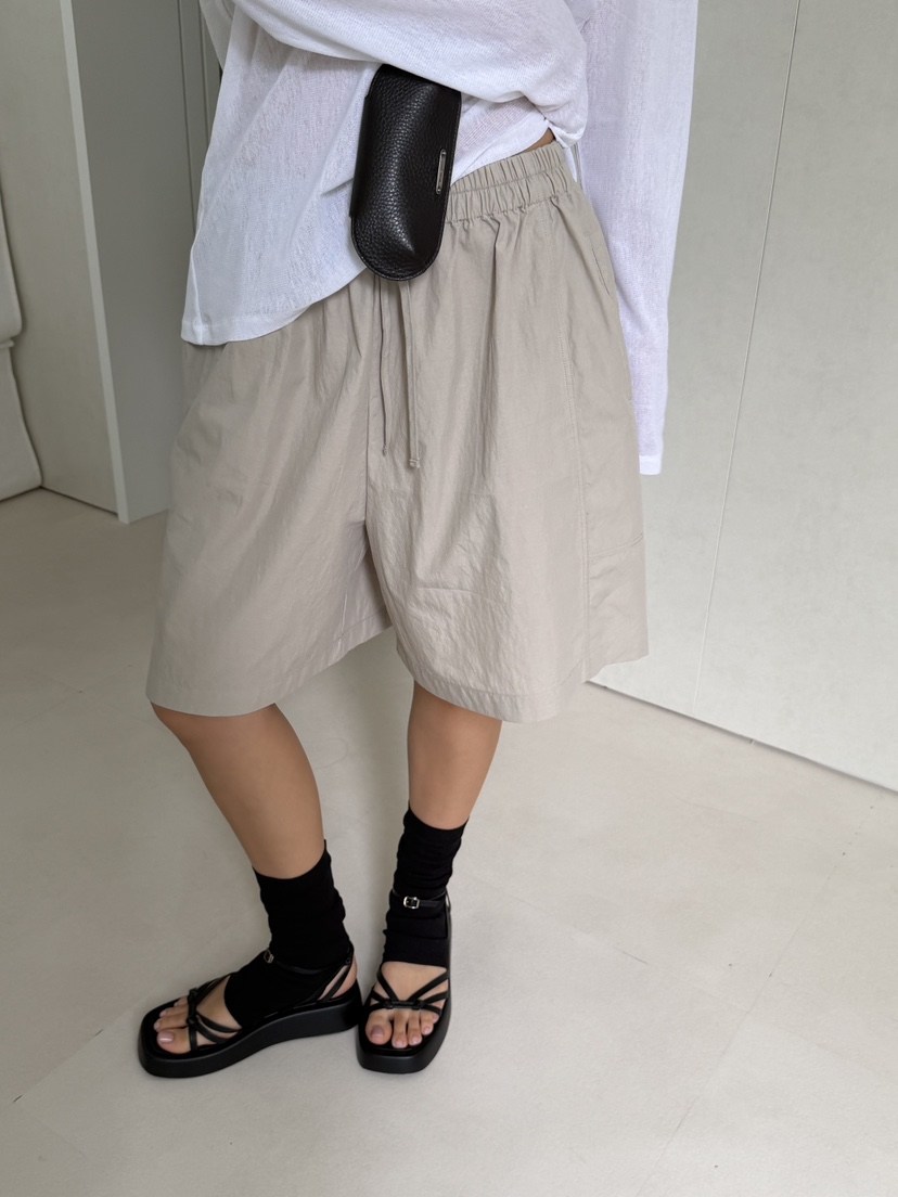 KARE/WEREPIECE韓國直郵女士新品人氣職業休閑26夏季短褲KARE/WEREPIECE短褲