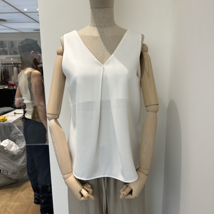 aube nunt韓國東大門直郵女裝新品職業推薦人氣吊帶背心Laube nunt吊帶/背心圖色1