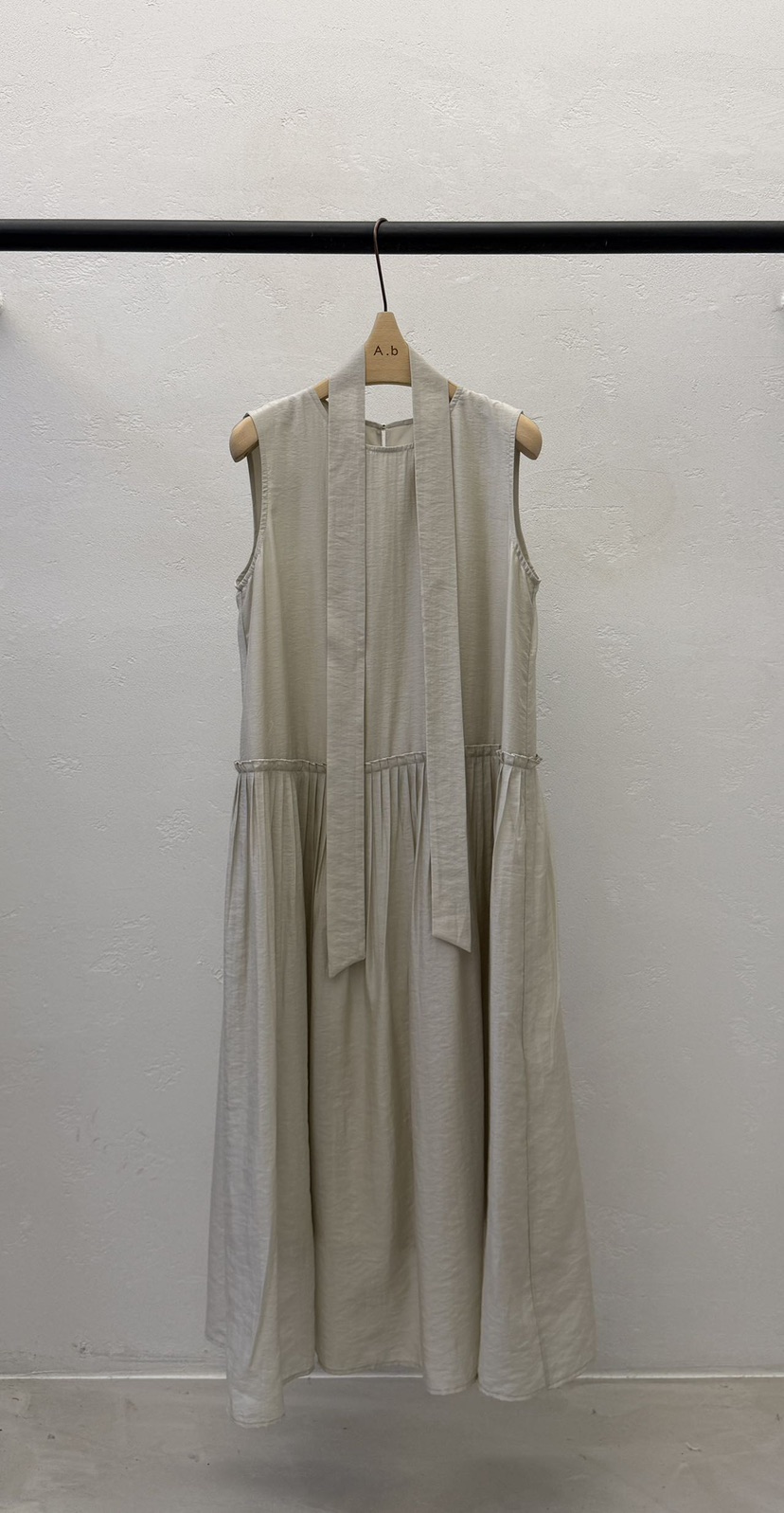 AUTUMN BEIGE-Q韓國代購女裝新款26春夏連衣裙含腰帶尼龍A.b/AUTUMN BEIGE連衣裙圖色2