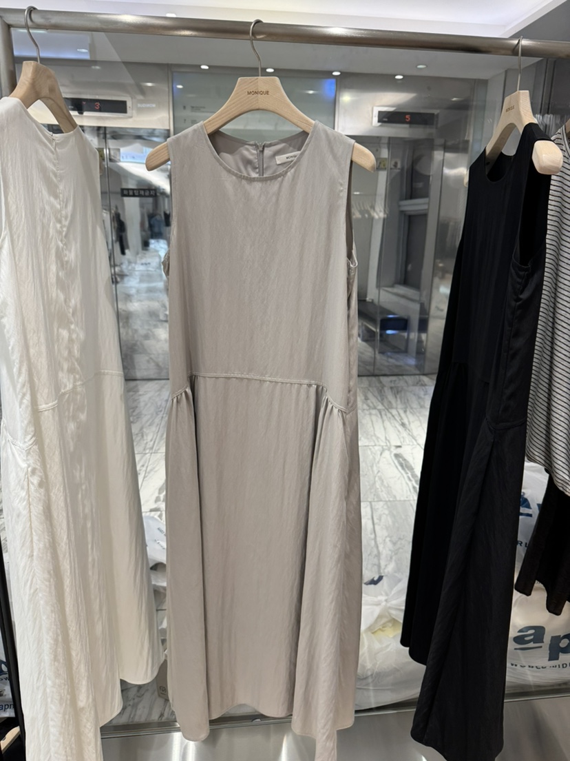 MONIQUE韓國代購女裝新款人氣26春夏時尚熱賣休閑連衣裙SMONIQUE連衣裙圖色2
