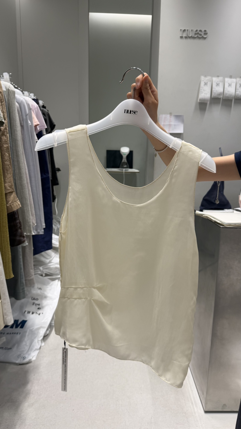 NUESE韓國東大門直郵女士新品熱賣26春夏26夏季吊帶背心LNUESE吊帶/背心圖色2