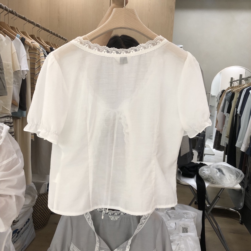VILLABUTTON韓國直郵女裝新品26春夏襯衫蕾絲衫蕾絲絲綢LVILLABUTTON襯衫/蕾絲衫