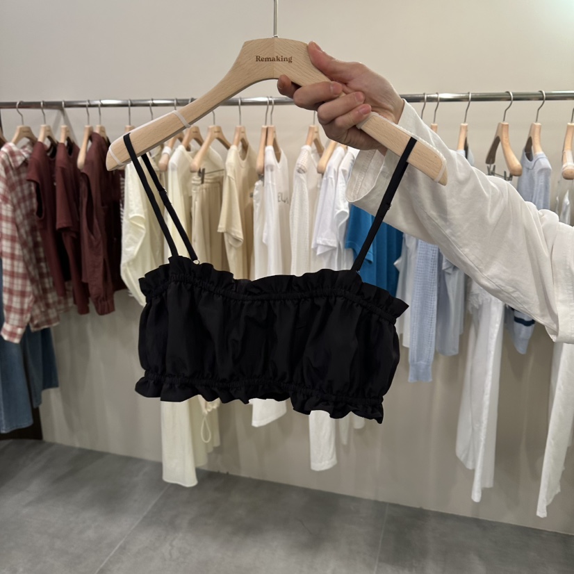 URBANSTORY/REMAKING韓國東大門代購女裝新款26春夏吊帶背心不含內搭荷葉邊Remaking/URBANSTORY吊帶/背心圖色2