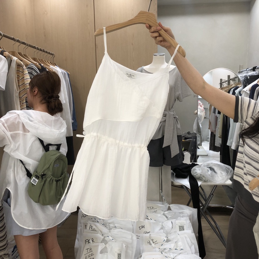 VILLABUTTON韓國代購女士新品26春夏時尚推薦人氣熱賣連衣裙VILLABUTTON連衣裙圖色1