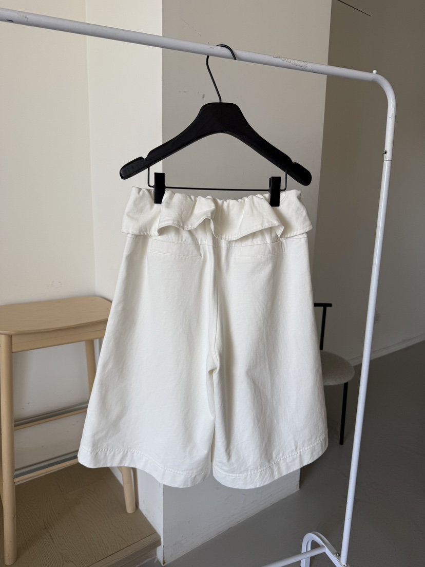 LARCENCICL/BESO東大門實拍韓國女士新品熱賣推薦職業短褲LARCENCICL/BESO短褲