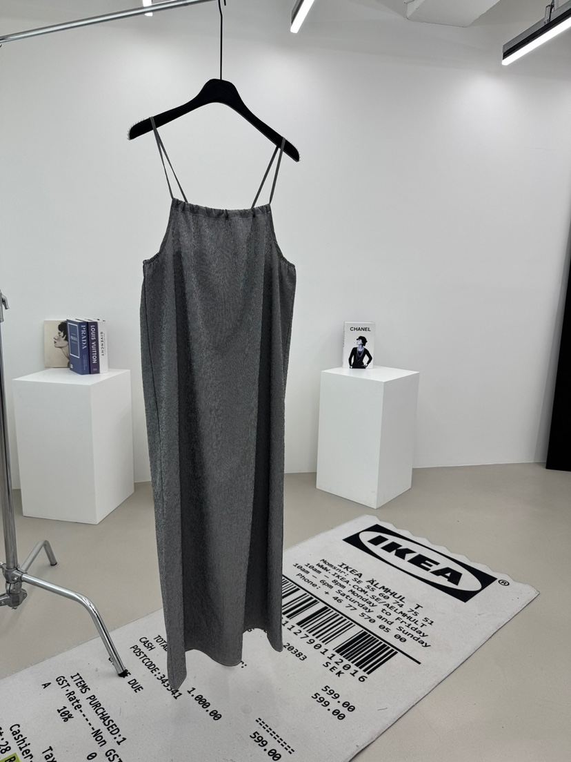 RED-A韓國東大門直郵女裝新品時尚26春夏熱賣連衣裙露背RED-A連衣裙圖色2