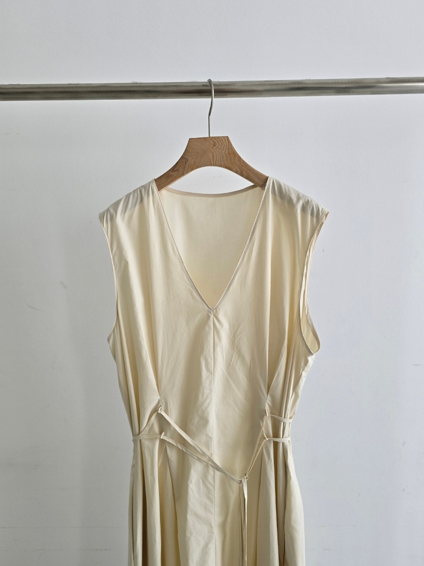J SHOP韓國代購女士新品26春夏人氣職業26夏季熱賣連衣裙J_SHOP連衣裙