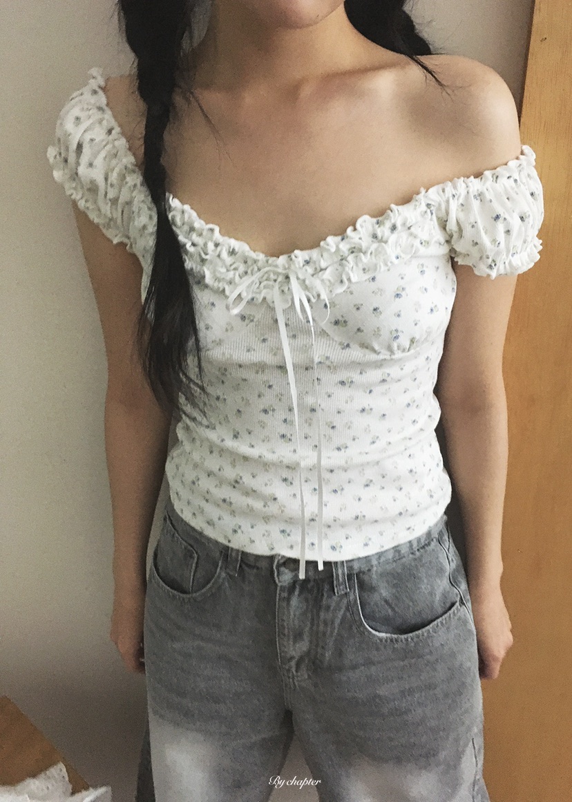 BY CHAPTER韓國東大門代購女裝新品熱賣26夏季推薦26春夏T恤BY ChapterT恤圖色4白花