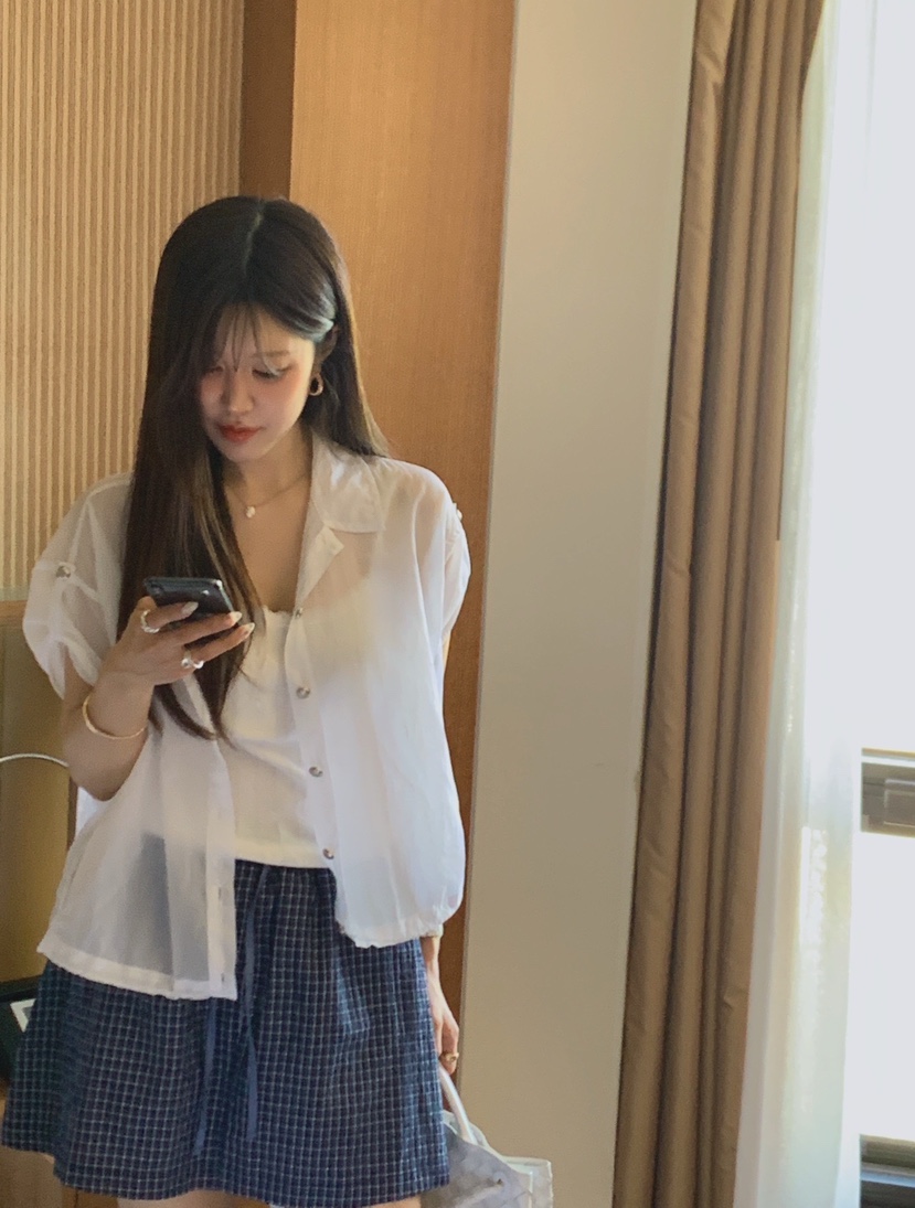 LA CREME韓國直郵女士新款26夏季時尚休閑推薦襯衫蕾絲衫LA CREME襯衫/蕾絲衫