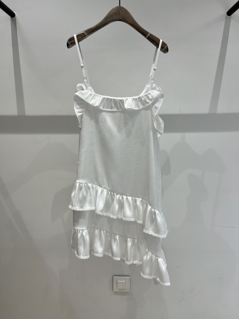 LOVE PULL韓國代購女士新款26夏季時尚連衣裙不對稱緞面SLOVE PULL連衣裙