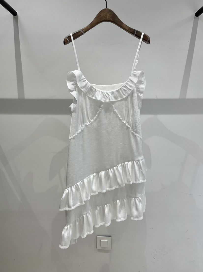 LOVE PULL韓國代購女士新款26夏季時尚連衣裙不對稱緞面SLOVE PULL連衣裙圖色2