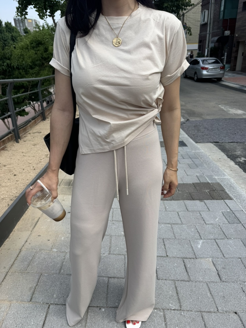 RIAH韓國直郵女裝新款熱賣26春夏人氣職業26夏季休閑推薦T恤RIAHT恤