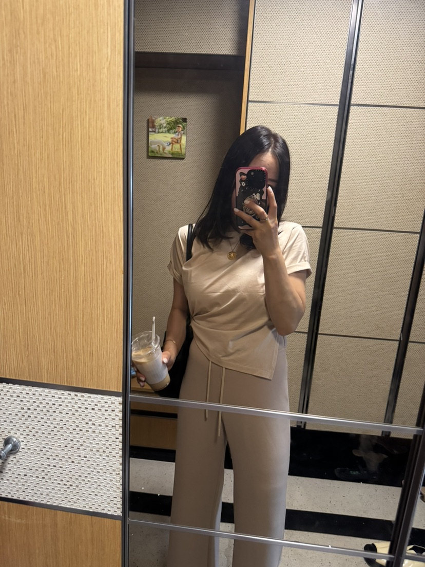 RIAH韓國直郵女裝新款熱賣26春夏人氣職業26夏季休閑推薦T恤RIAHT恤
