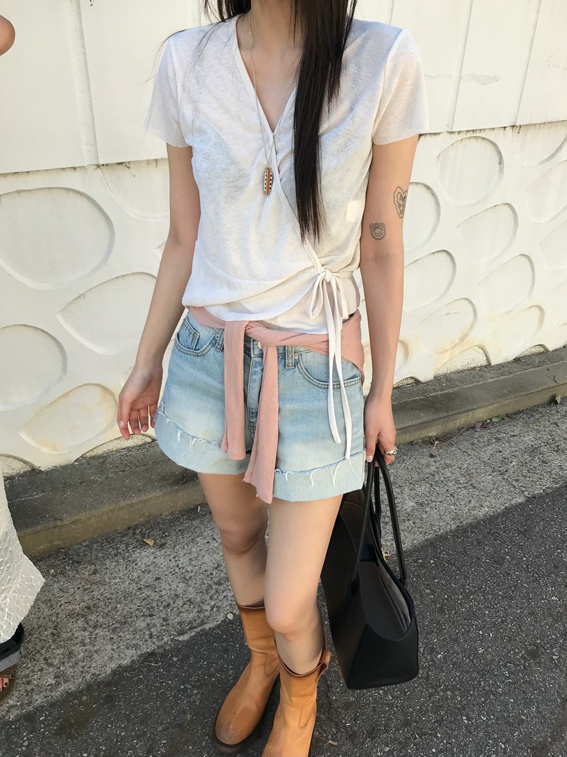 ESCHER韓國直郵女士新款26夏季推薦職業熱賣休閑人氣T恤LESCHERT恤圖色2
