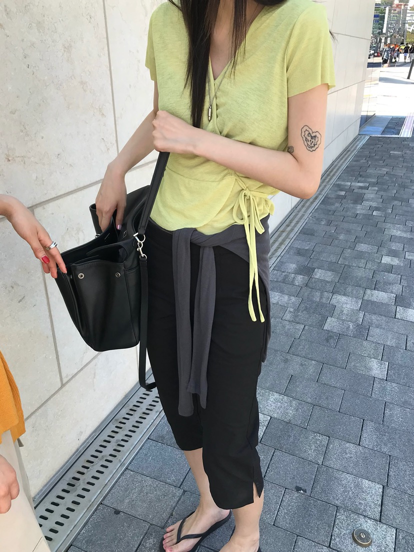 ESCHER韓國直郵女士新款26夏季推薦職業熱賣休閑人氣T恤LESCHERT恤圖色3