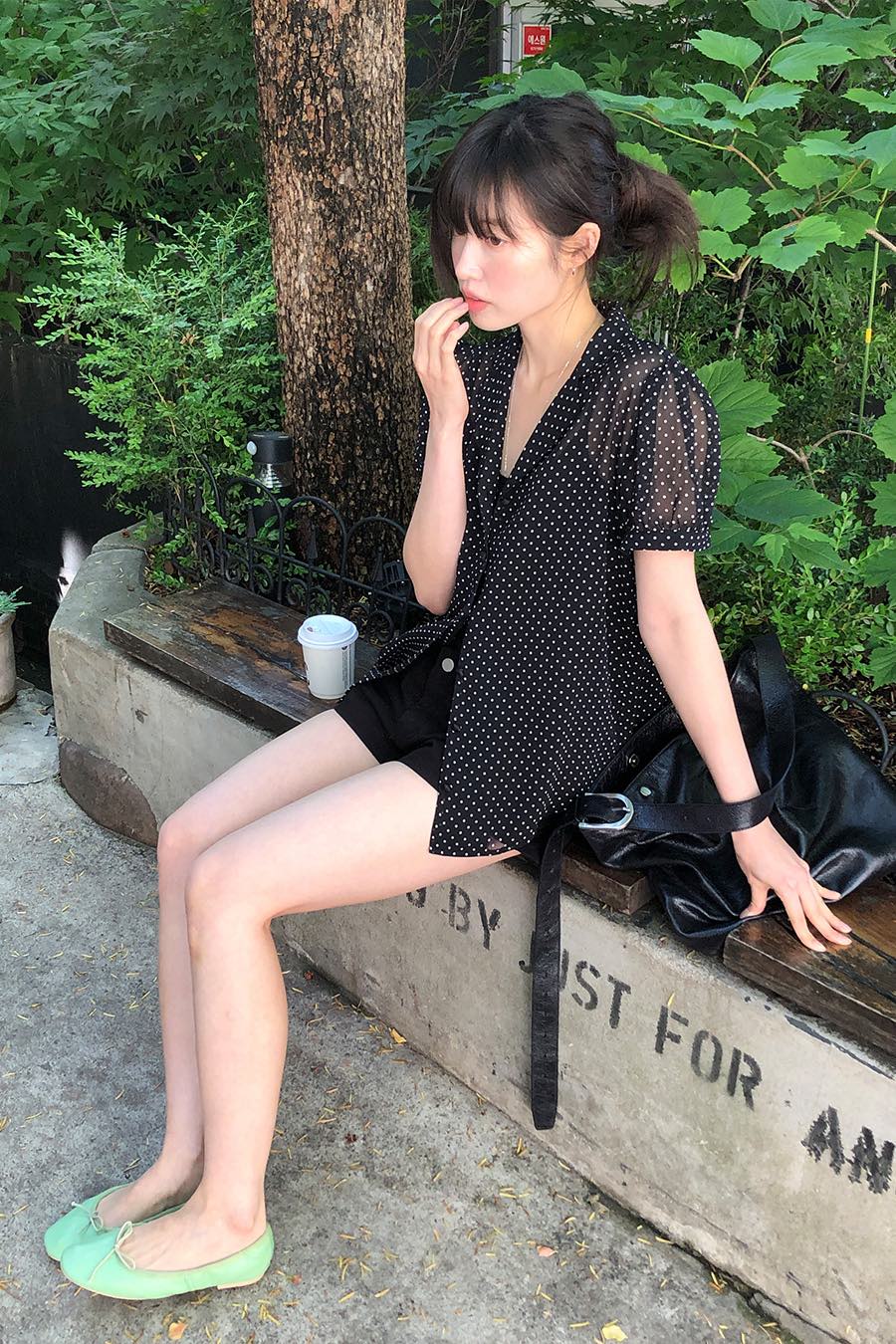 LETAILOR韓國東大門直郵女裝新品休閑熱賣襯衫蕾絲衫雪紡LETAILOR襯衫/蕾絲衫