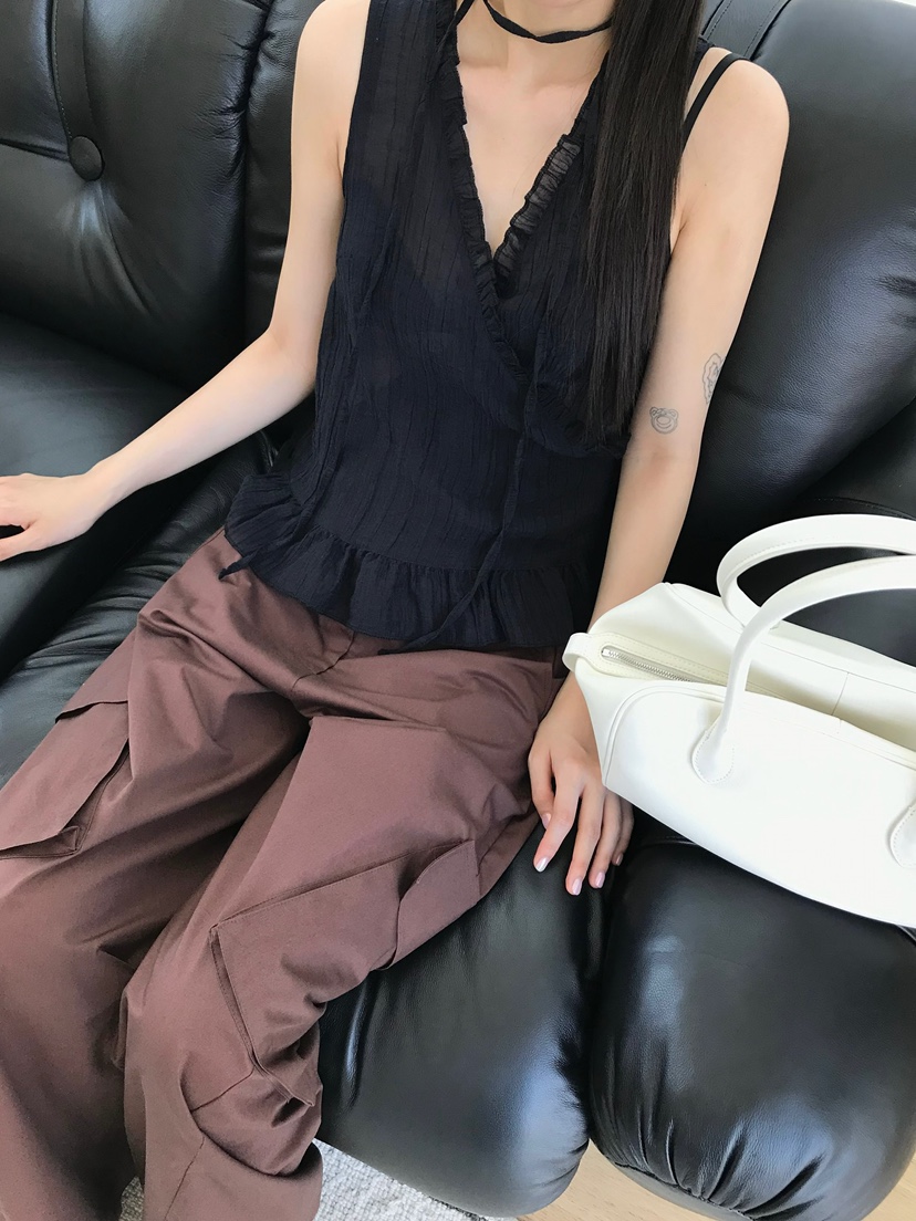 ESCHER韓國直郵實拍女裝新款26春夏推薦熱賣吊帶背心含脖帶LESCHER吊帶/背心圖色2