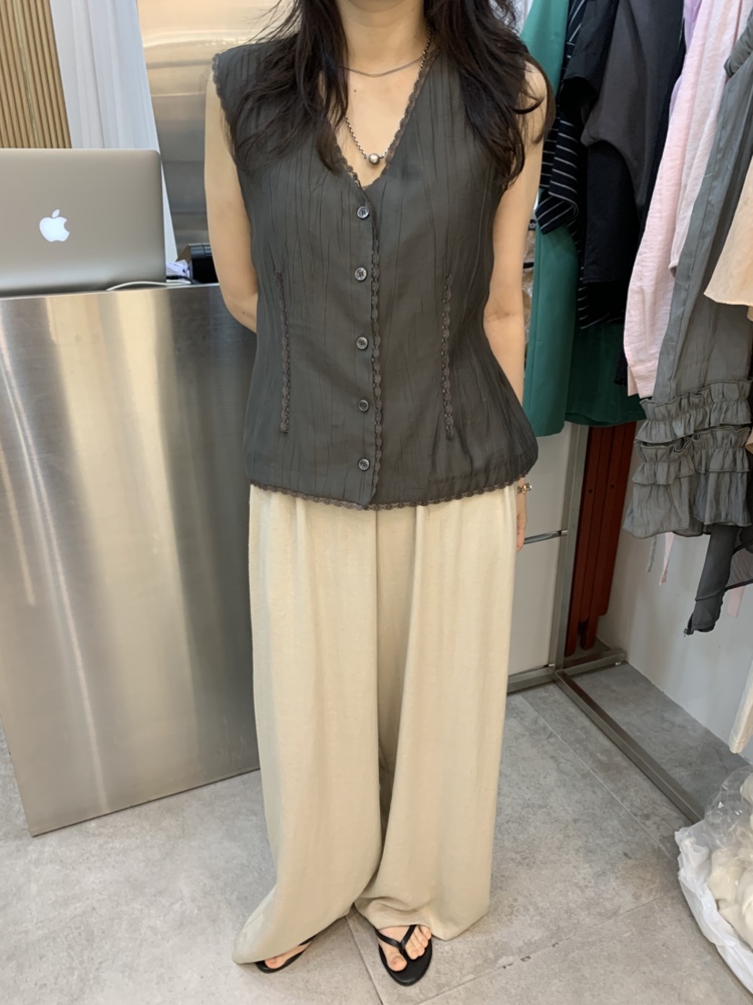 DARAK韓國直郵女士新品人氣推薦26夏季休閑職業熱賣吊帶背心DARAK吊帶/背心圖色1