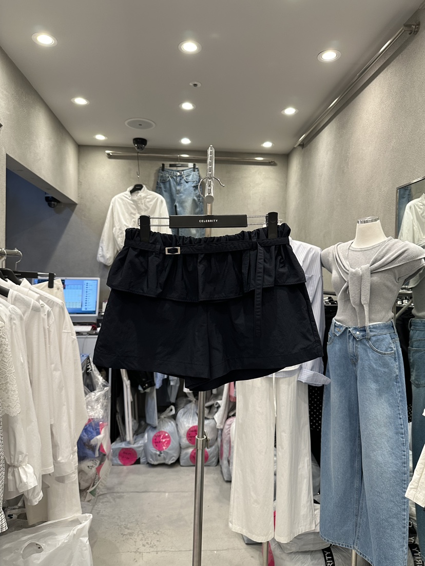CELEBRITY-A韓國東大門直郵女裝新品推薦26春夏職業短褲CELEBRITY-A短褲圖色2