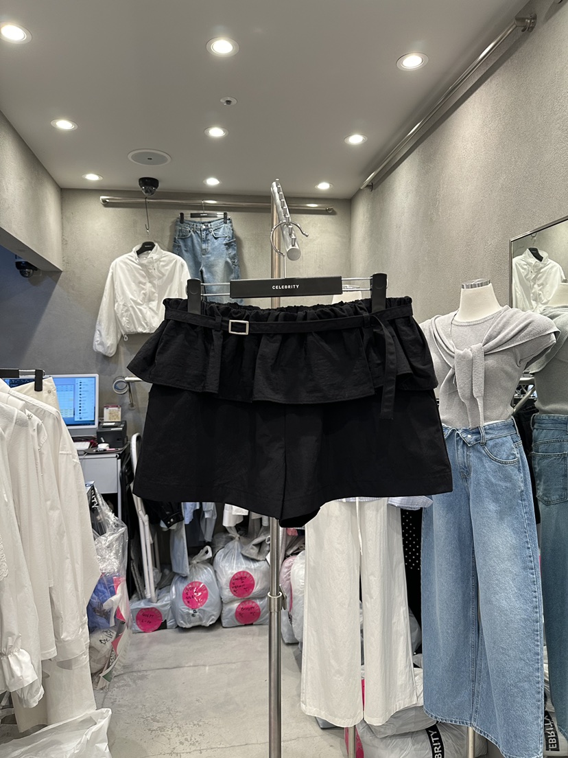 CELEBRITY-A韓國東大門直郵女裝新品推薦26春夏職業短褲CELEBRITY-A短褲圖色3