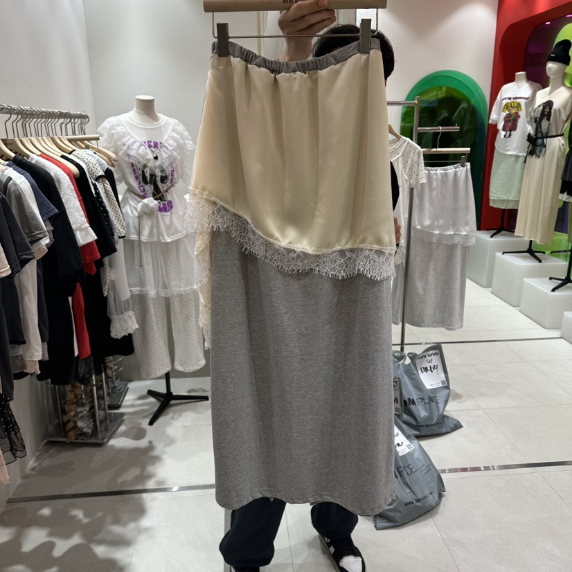 MINI UNNI韓國直郵實拍女士新品休閑26春夏職業熱賣長裙緞MINI UNNI長裙圖色2