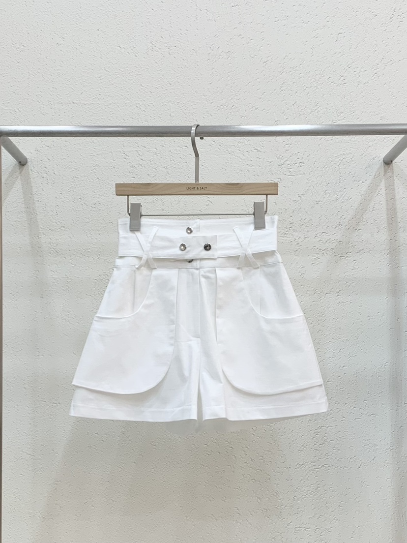 LIGHT AND SALT韓國東大門直郵女士新品26夏季短褲口袋亞麻LIGHT AND SALT短褲圖色1