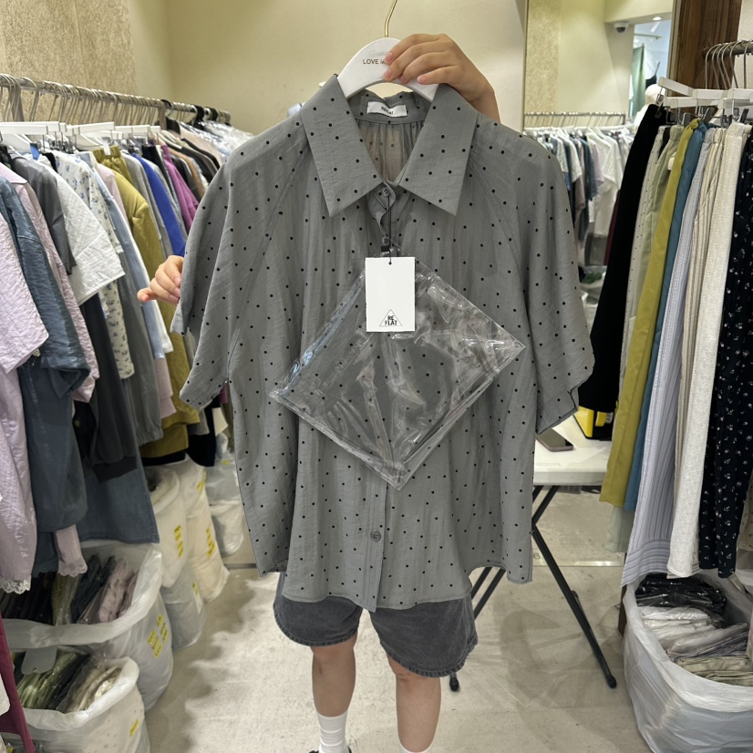 REFLAT韓國直郵實拍女士新品26夏季時尚襯衫蕾絲衫含圍巾REFLAT襯衫/蕾絲衫圖色2
