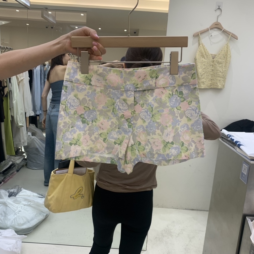 FLAUNT韓國直郵女士新款時尚26春夏休閑人氣短褲不含腰帶FLAUNT短褲