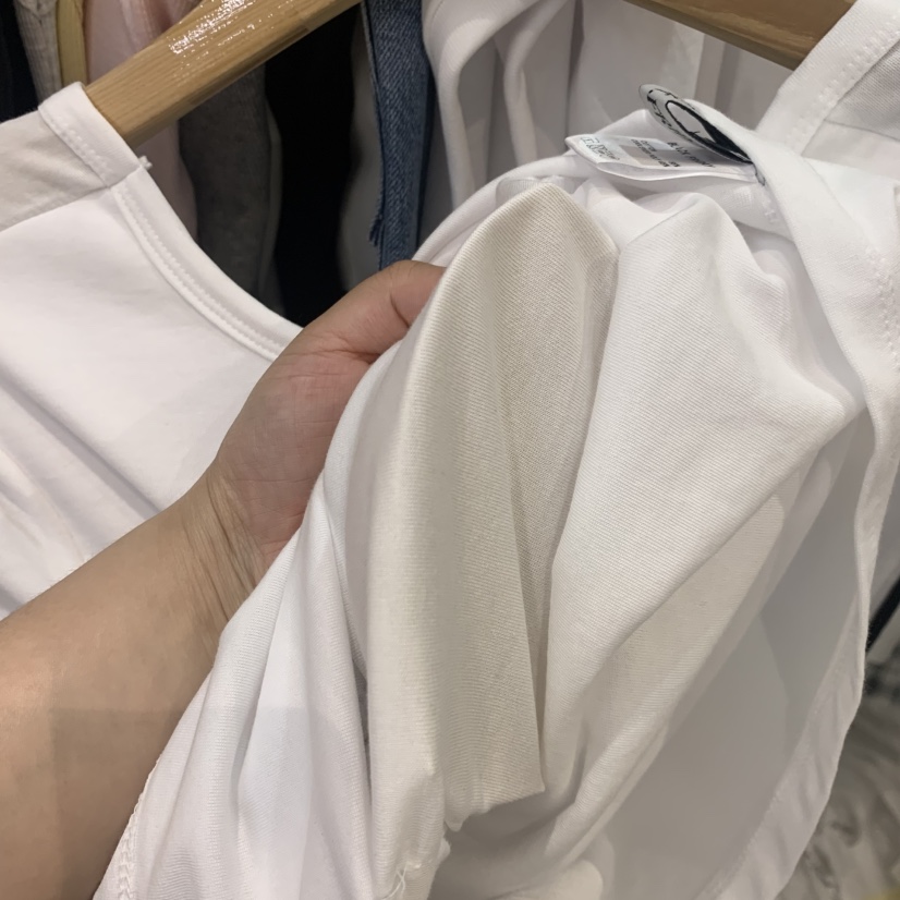 BLACKFRIDAY韓國直郵女士新款26春夏推薦時尚休閑熱賣T恤BLACK FRIDAYT恤
