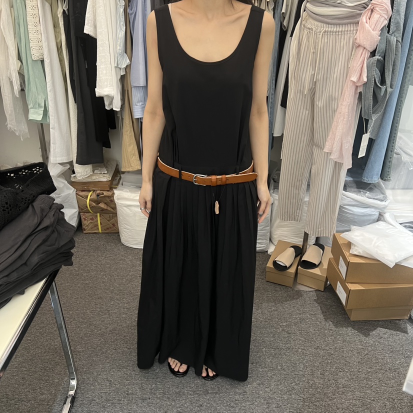 MAG韓國直郵女裝新品熱賣26夏季時尚休閑推薦連衣裙不含腰帶MAG連衣裙圖色1