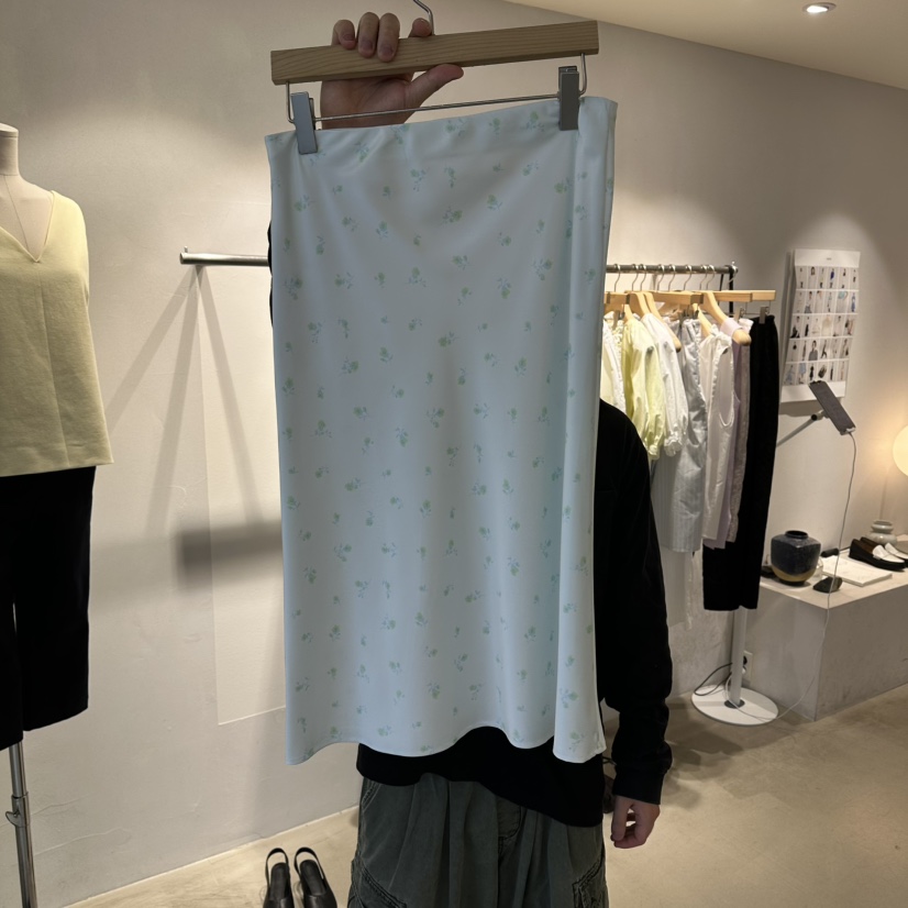 ROOM K-P韓國東大門代購女裝新款26春夏職業半身裙中短裙Sroomk半身裙/中短裙圖色2