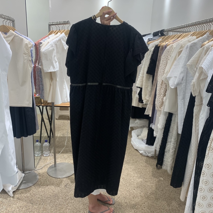 A韓國直郵女士新品時尚推薦26夏季休閑26春夏連衣裙荷葉邊A STORE連衣裙