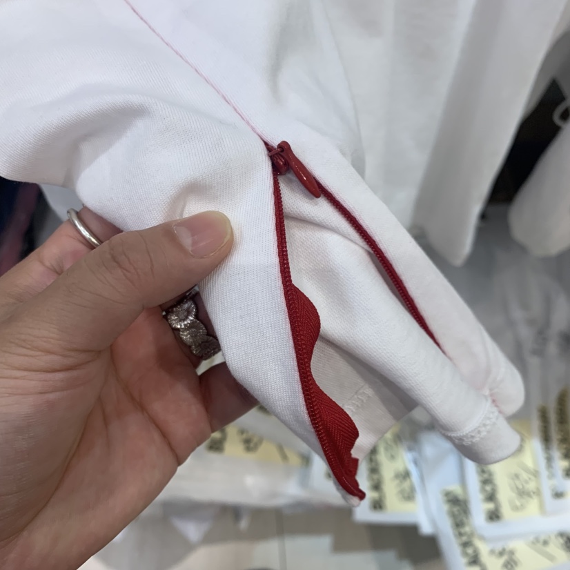 BLACKFRIDAY韓國直郵實拍女裝新品推薦26夏季職業人氣T恤BLACK FRIDAYT恤
