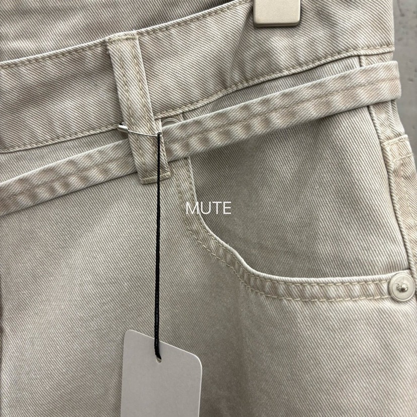 MUTE-P東大門實拍韓國女裝新品推薦人氣職業休閑短褲含腰帶MUTE短褲