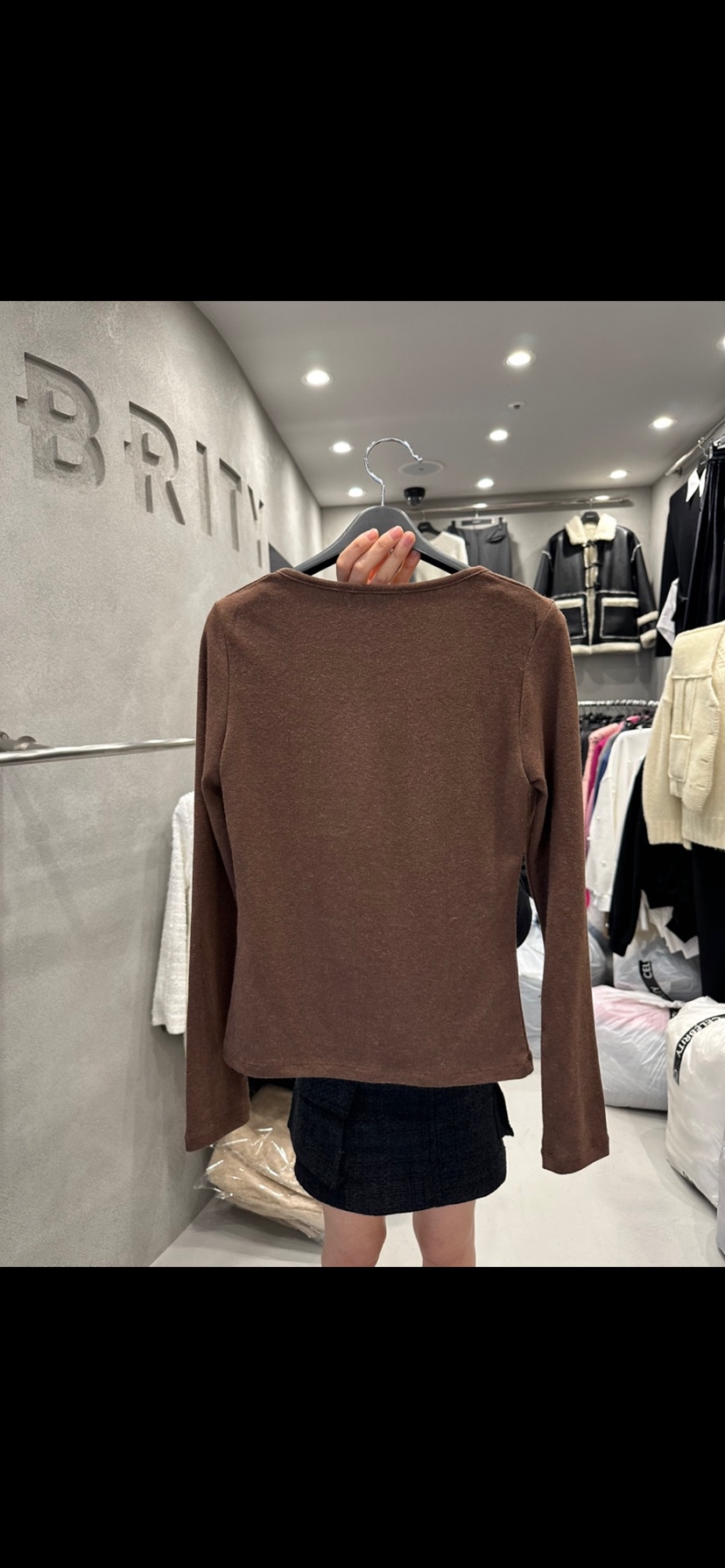 CELEBRITY-A韓國東大門直郵女士新品時尚26春夏長袖T恤打折CELEBRITY-A長袖T恤