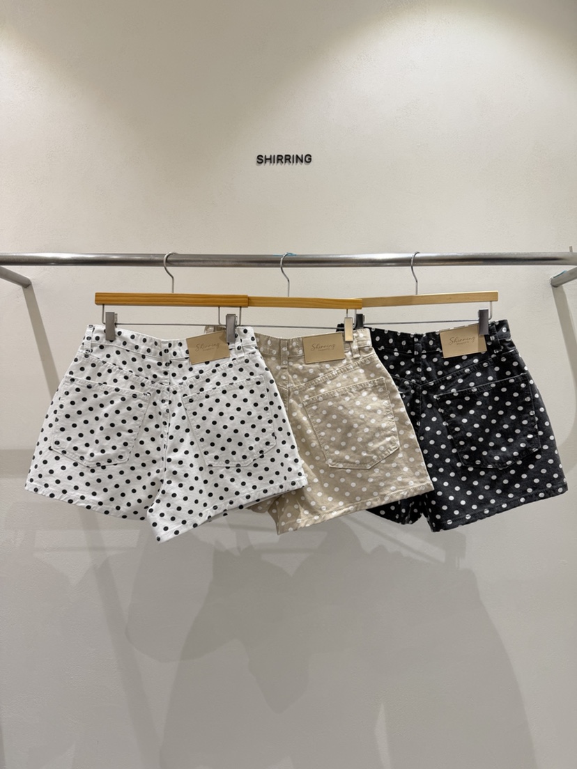 SHIRRING韓國直郵實拍女士新款休閑熱賣人氣職業短褲圓點SHIRRING短褲