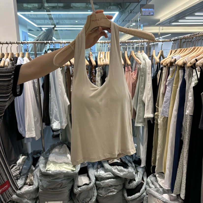 HONG.U韓國直郵實拍女裝新品人氣26春夏時尚職業吊帶背心HONG.U吊帶/背心圖色2