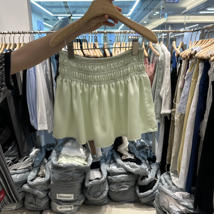 HONG.U韓國直郵實拍女士新品推薦時尚職業26夏季吊帶背心緞面HONG.U吊帶/背心圖色2