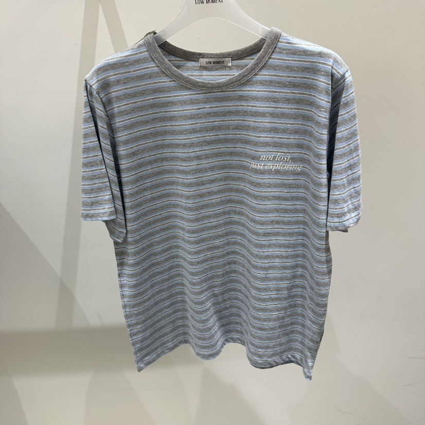LOW MOMENT韓國直郵實拍女裝新品休閑26夏季熱賣26春夏T恤LOW MOMENTT恤圖色2
