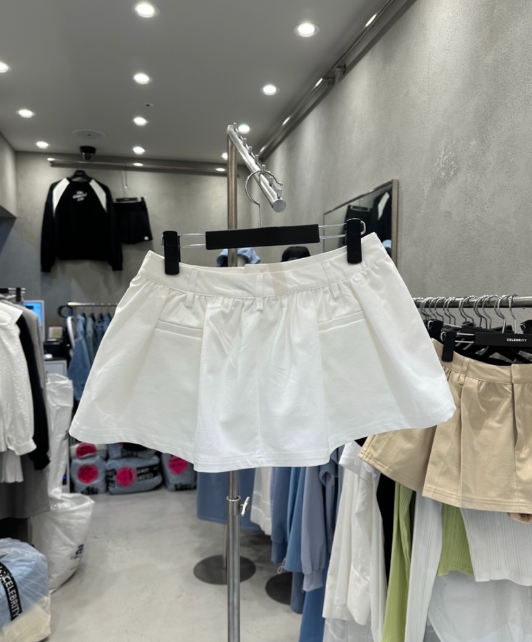 CELEBRITY-A韓國直郵女士新品時尚休閑人氣推薦短裙打折CELEBRITY-A短裙