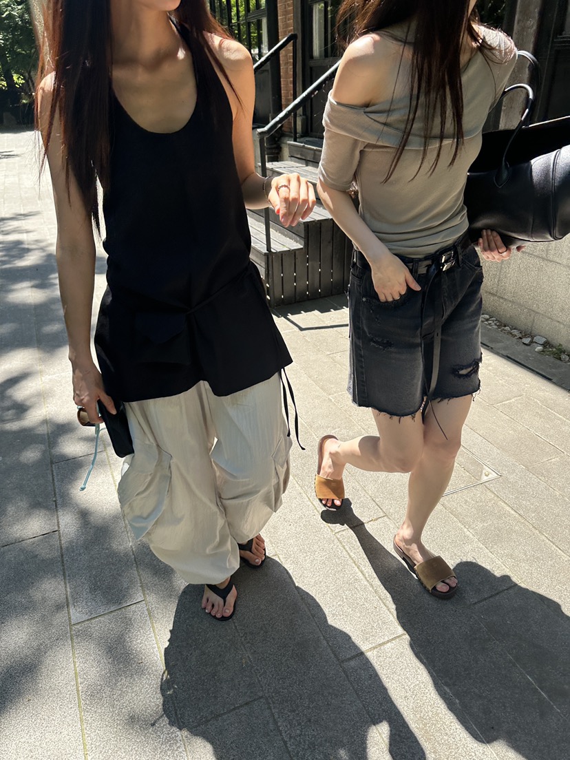 BOWIE韓國東大門直郵女裝新品26夏季26春夏人氣推薦T恤露肩BOWIET恤