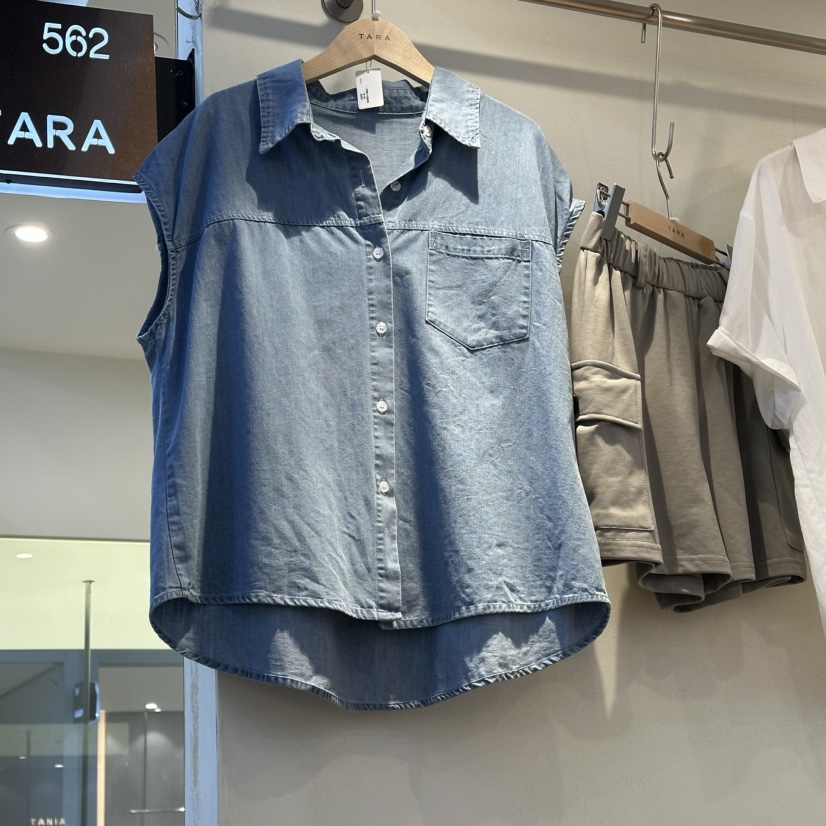 TARA韓國東大門代購女裝新品休閑人氣推薦襯衫蕾絲衫無袖TARA襯衫/蕾絲衫圖色1