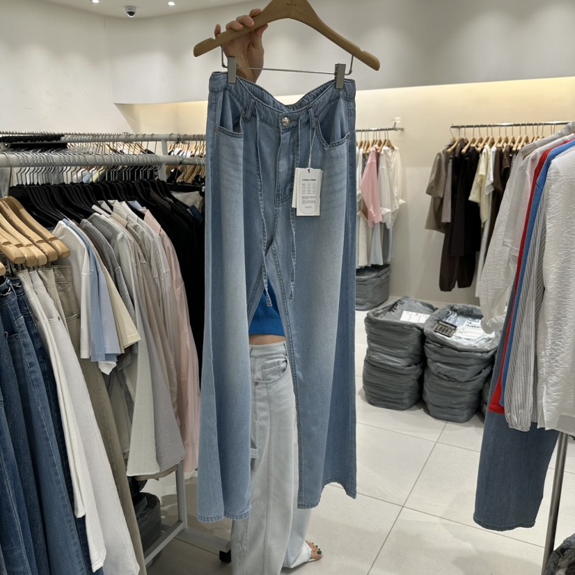 BLUEI-D/N SHARP韓國直郵實拍女士新品熱賣人氣牛仔褲Blue i-d/N SHARP牛仔褲圖色1深色