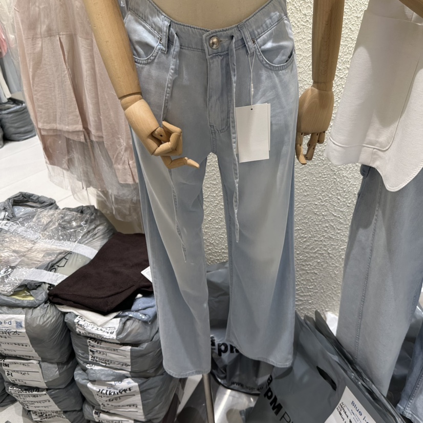 BLUEI-D/N SHARP韓國直郵實拍女士新品熱賣人氣牛仔褲Blue i-d/N SHARP牛仔褲圖色2淺色