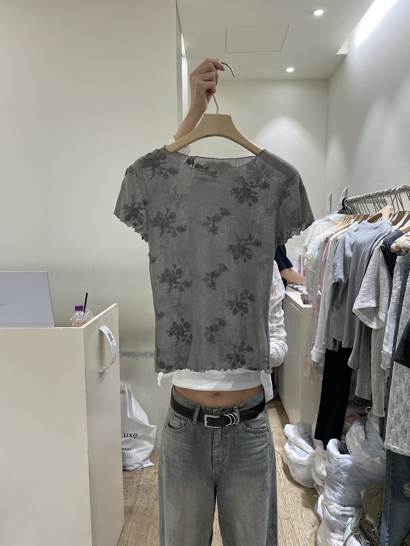FLOWER-L韓國直郵女裝新品26夏季時尚推薦休閑人氣職業T恤FLOWER-LT恤圖色1