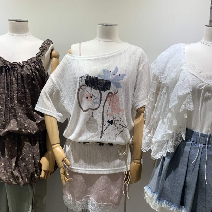 TYCHE韓國直郵實拍女裝新品推薦時尚熱賣人氣T恤不含腰帶TYCHET恤圖色2