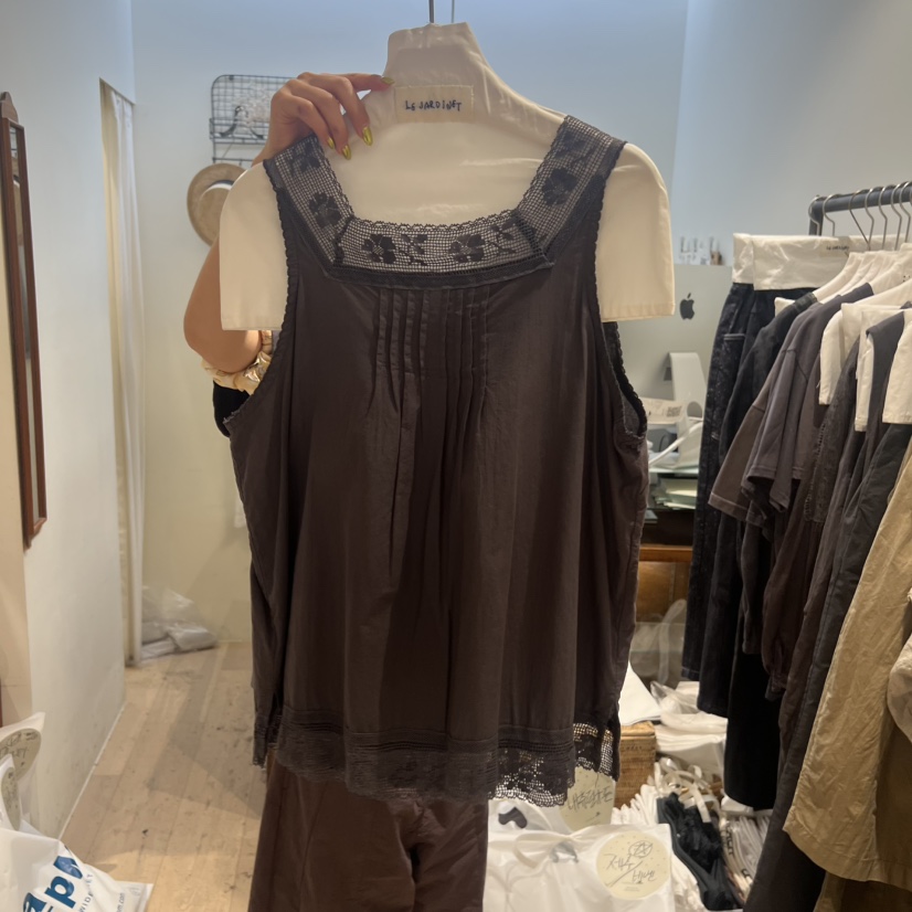 LE JARDINET韓國直郵女裝新款職業推薦人氣吊帶背心無袖LE JARDINET吊帶/背心圖色2